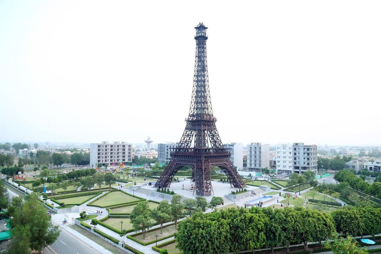 Adara Suites Lahore Eksteriør bilde