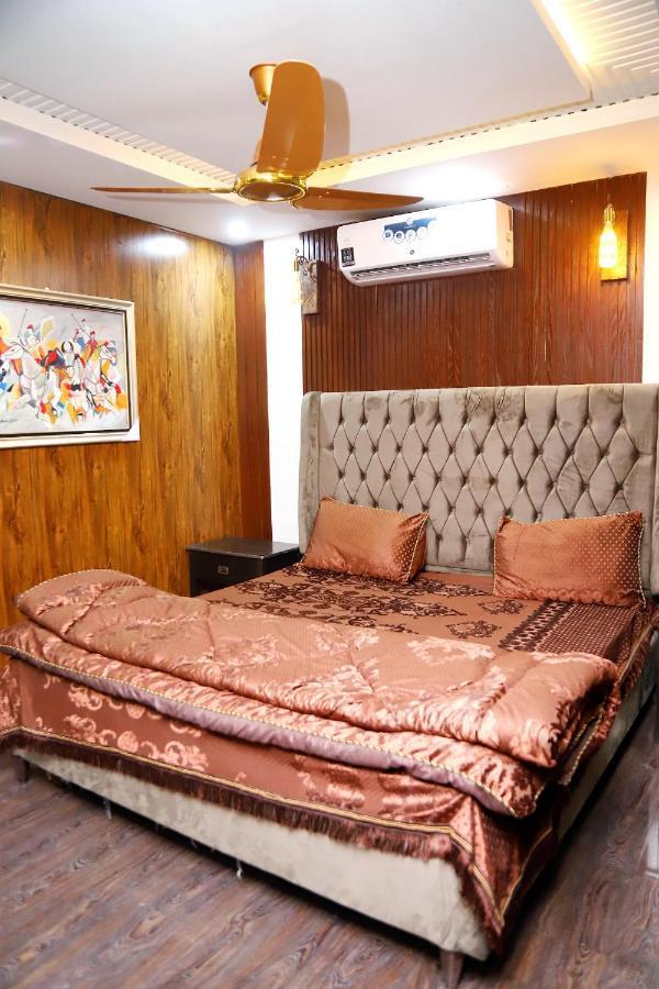 Adara Suites Lahore Eksteriør bilde