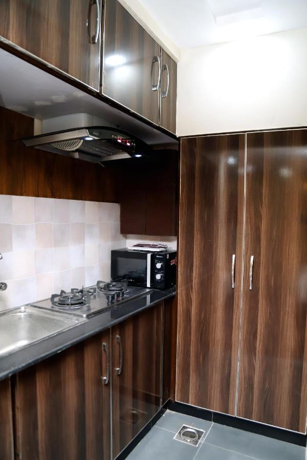 Adara Suites Lahore Eksteriør bilde