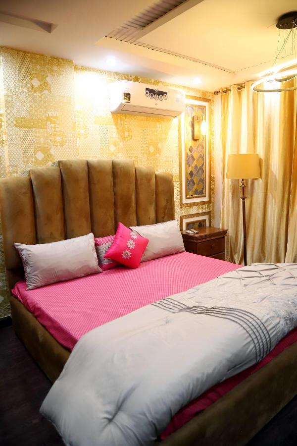 Adara Suites Lahore Eksteriør bilde