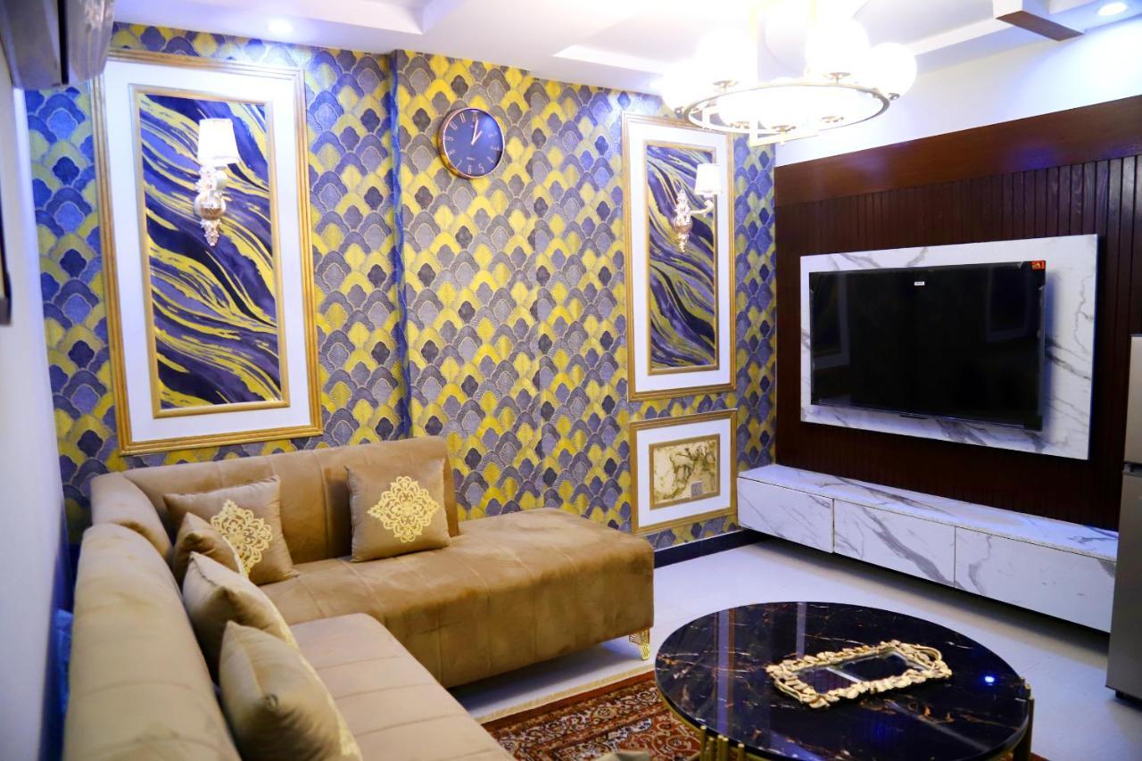 Adara Suites Lahore Eksteriør bilde