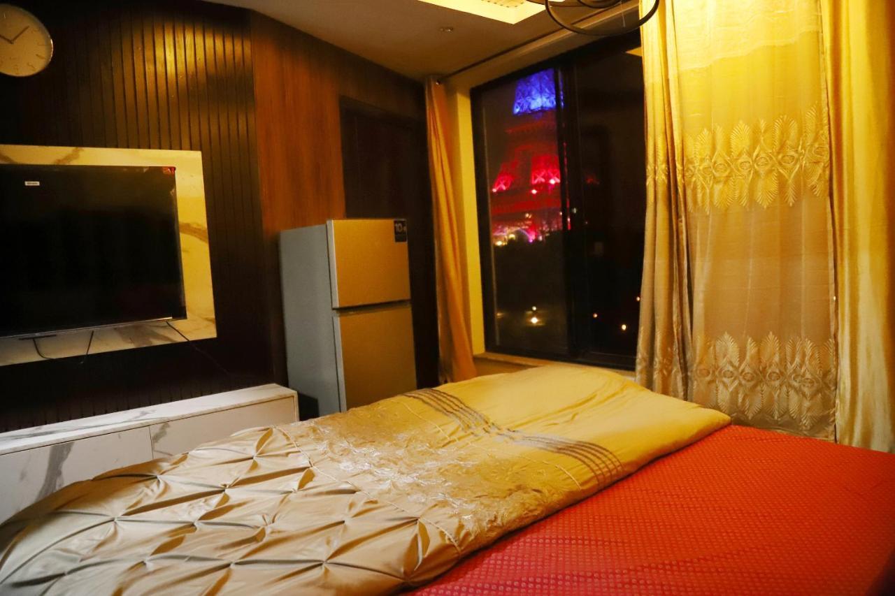 Adara Suites Lahore Eksteriør bilde