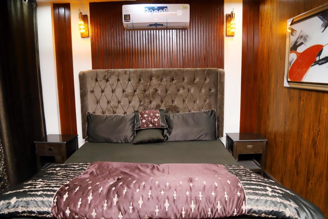 Adara Suites Lahore Eksteriør bilde